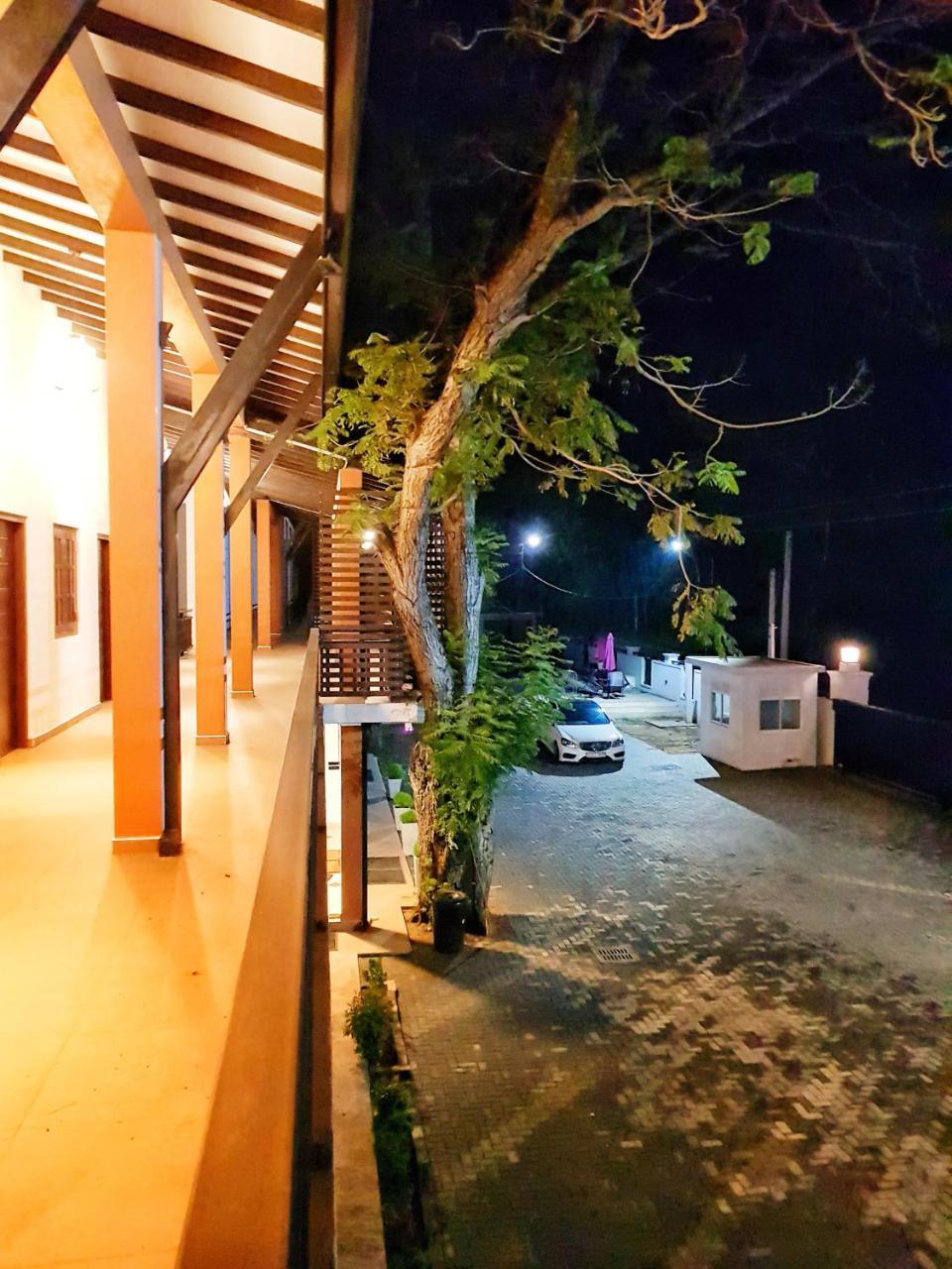 Livinya Holiday Resort 카타라가마 외부 사진