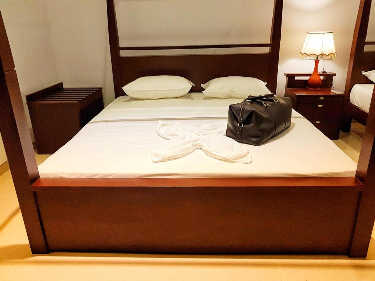 Livinya Holiday Resort 카타라가마 외부 사진