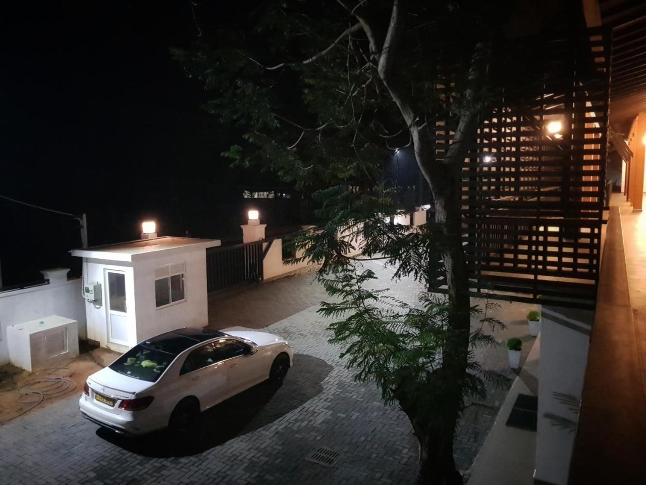 Livinya Holiday Resort 카타라가마 외부 사진